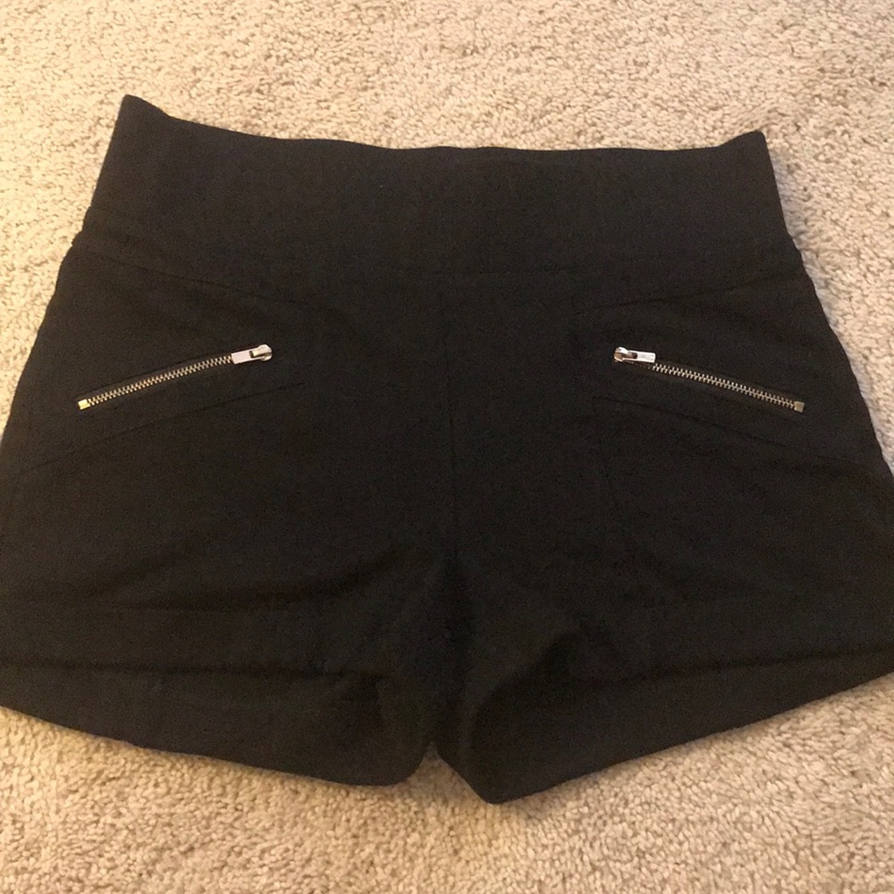 Ci Sono Shorts Sz M